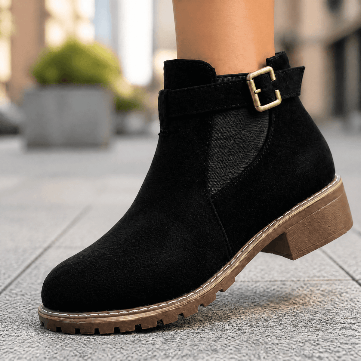 Maylis™ — Chelsea boots effet daim à boucle