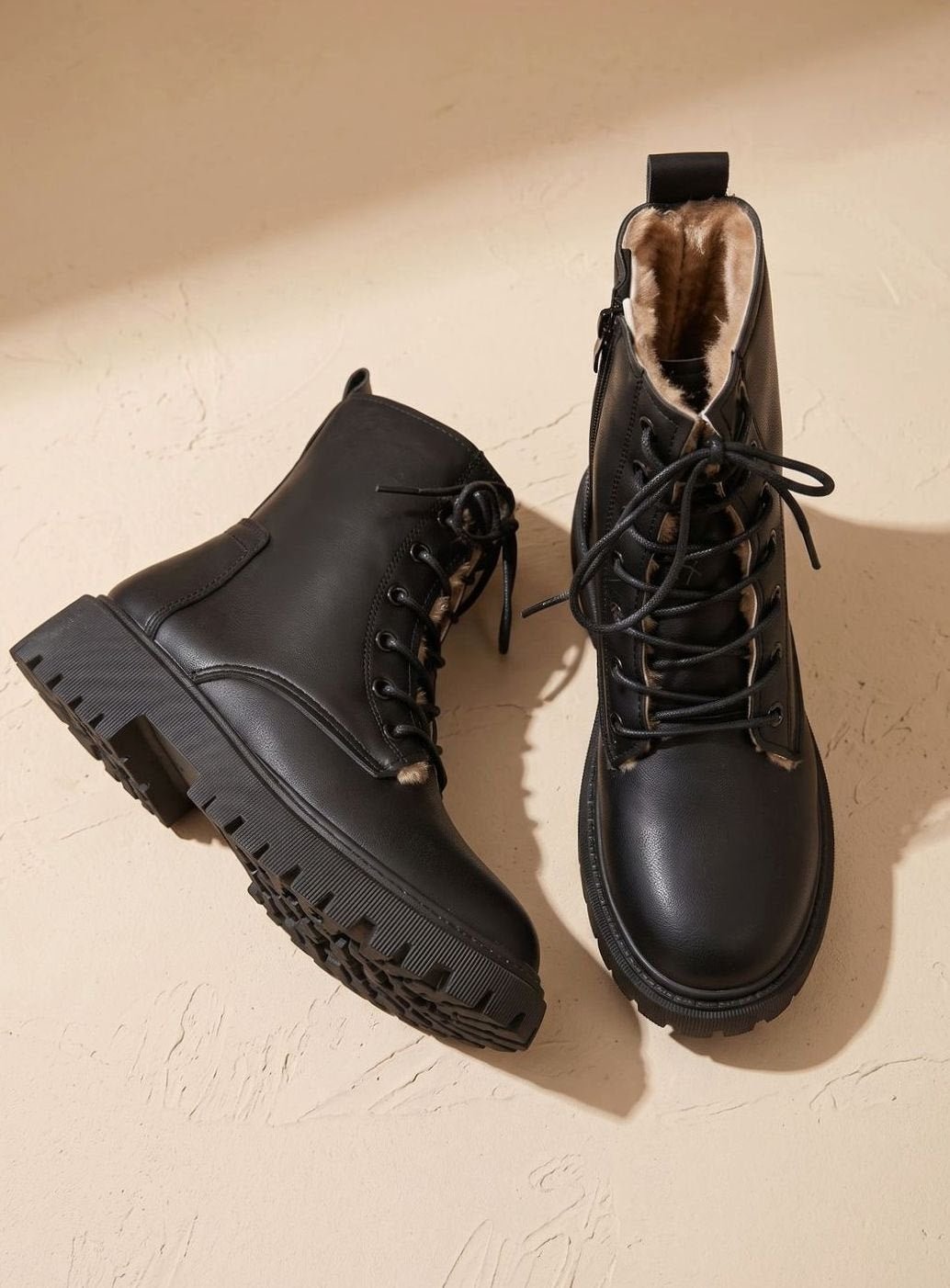 Maïwenn™ — Bottines lacées fourrées effet cuir
