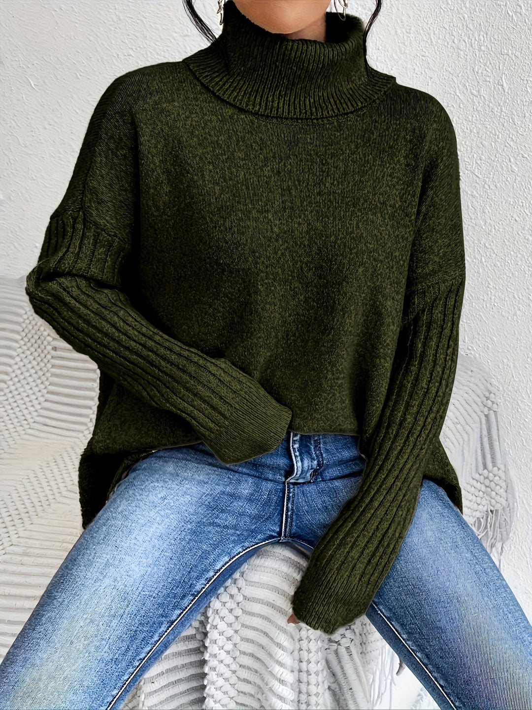Léïna™ – Le Pull Col Montant Doux & Décontracté