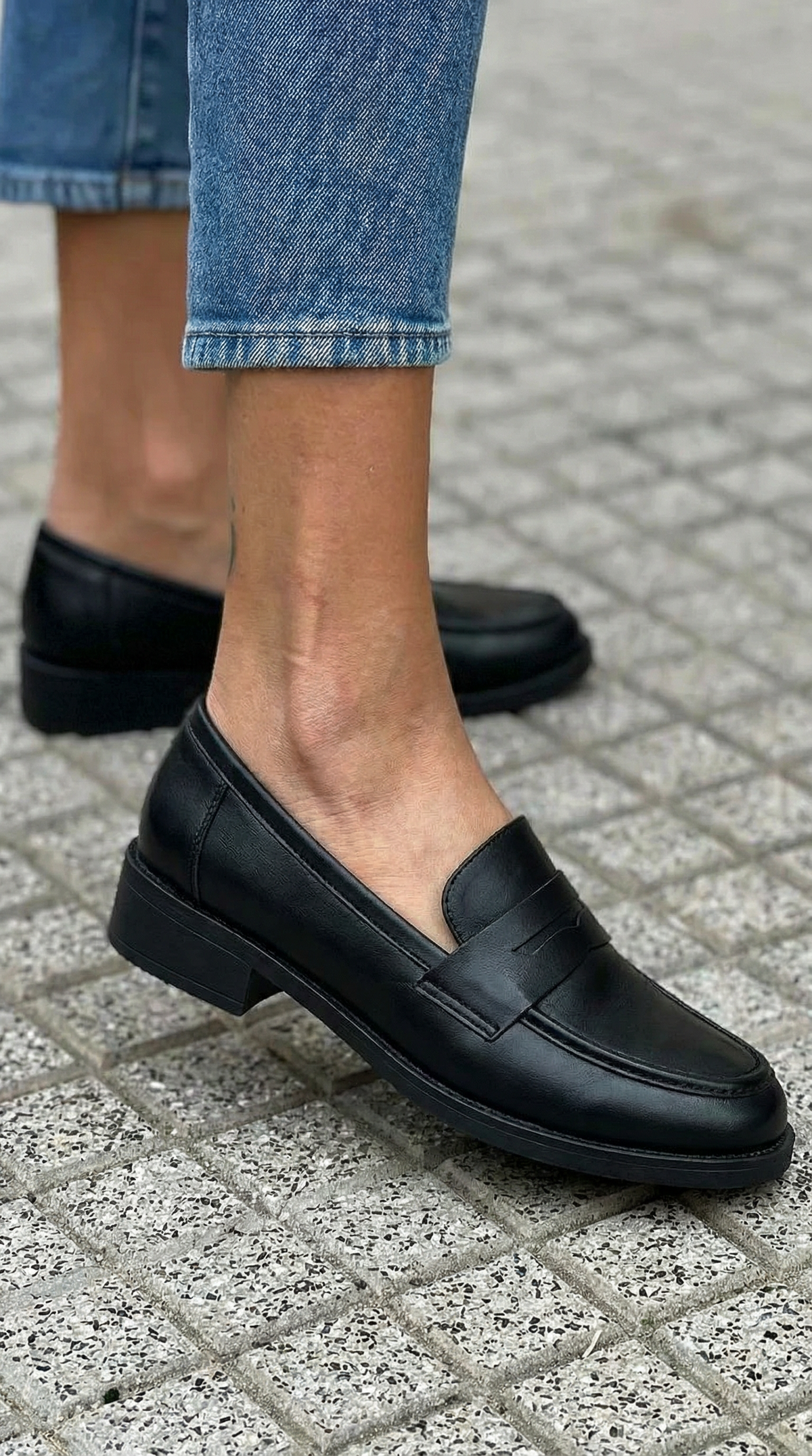 Ève - Souliers d'Élégance Intemporelle